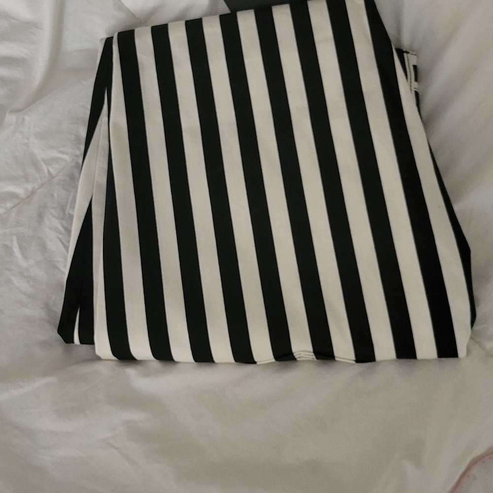 Pant - Picture 3 of 10